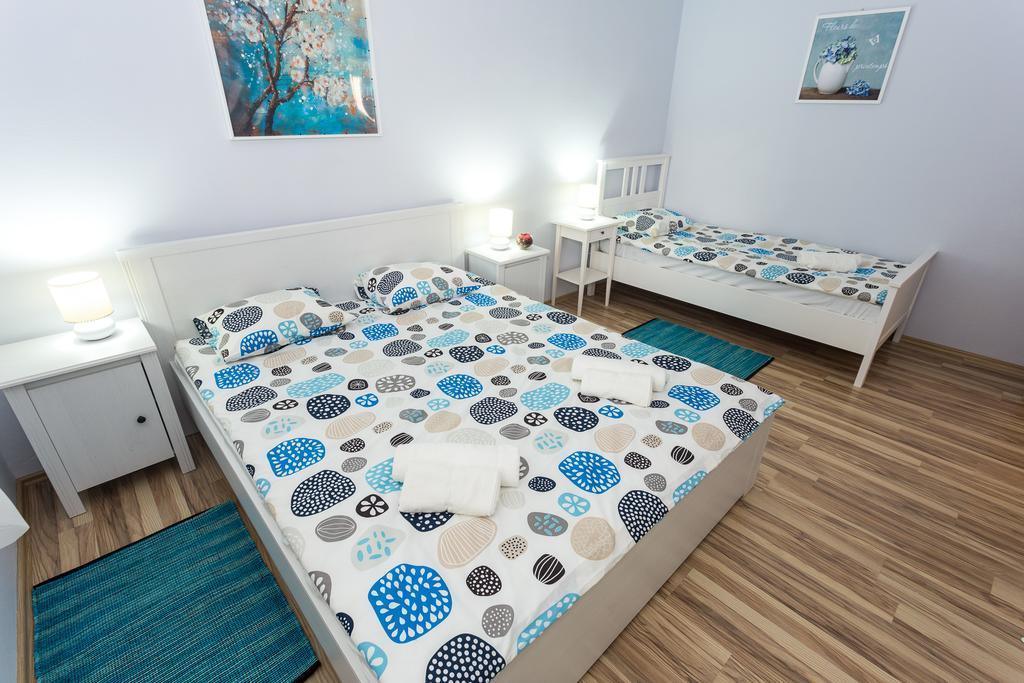 Apartment Perunika Zadar Exterior photo